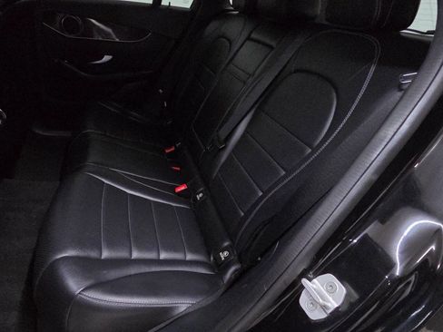 Used 2016 Mercedes-Benz GLC 300 image 23