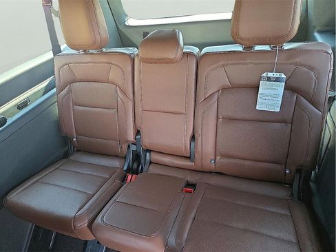 New 2025 Lincoln Navigator L Reserve image 11