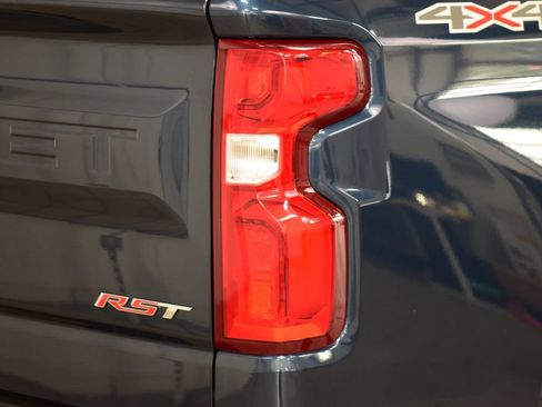 Used 2022 Chevrolet Silverado 1500 RST AWD/4WD image 19