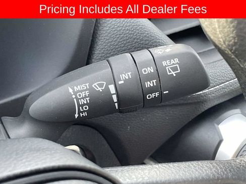 Used 2024 Toyota RAV4 XLE AWD/4WD image 28