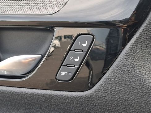 Used 2023 Honda CR-V EX-L image 26