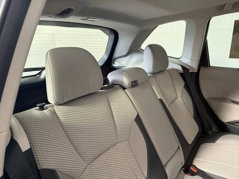 Used 2019 Subaru Forester Premium AWD/4WD image 49