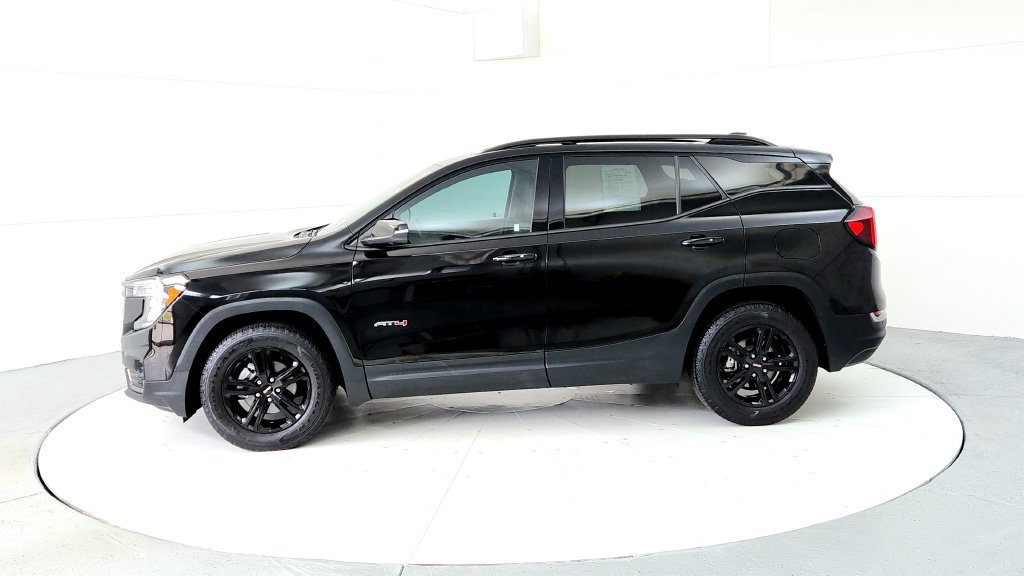 Used 2022 GMC Terrain AT4 w/ Infotainment Package II AWD/4WD image 3