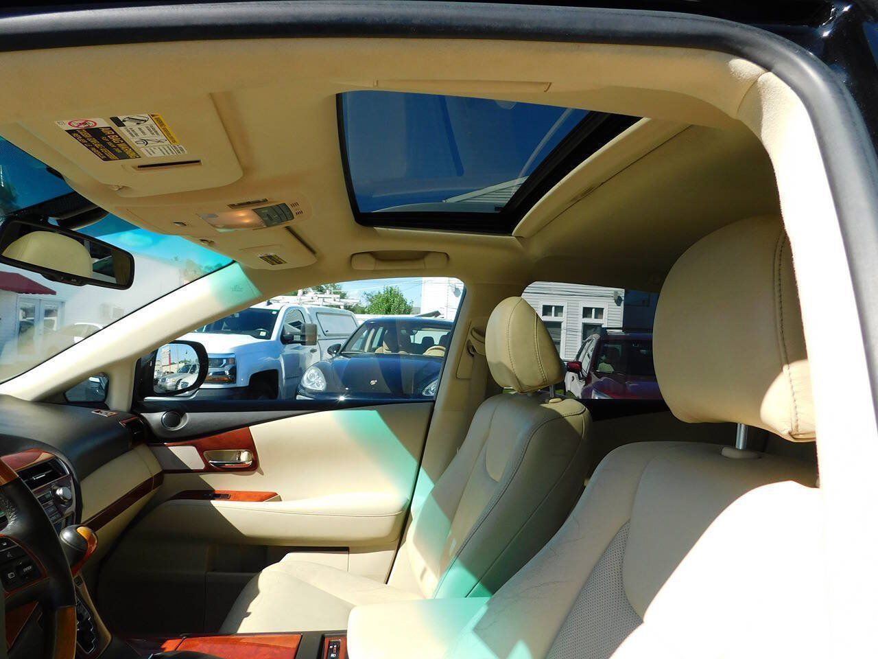 Used 2010 Lexus RX 350 AWD image 19