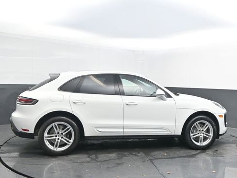 Used 2022 Porsche Macan image 10