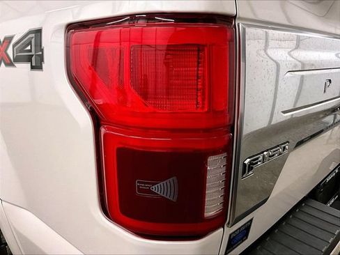 Used 2018 Ford F150 Platinum w/ Equipment Group 701A Luxury AWD/4WD image 28
