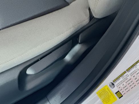 Used 2025 Toyota Corolla LE FWD image 13