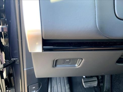 Used 2026 Land Rover Range Rover SE AWD/4WD image 31