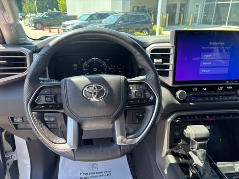 Used 2024 Toyota Tundra Limited AWD/4WD image 13
