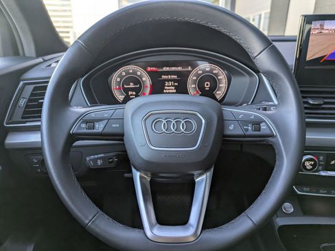 Certified 2025 Audi Q5 2.0T Premium w/ Convenience Plus Package image 13