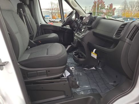 New 2026 RAM ProMaster 3500 w/ Premium Convenience Group image 22