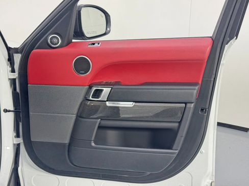 Used 2019 Land Rover Range Rover Sport SVR image 49