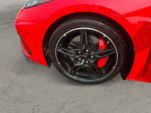 Used 2021 Chevrolet Corvette Stingray Preferred Cpe w/ Z51 Performance Package RWD image 9