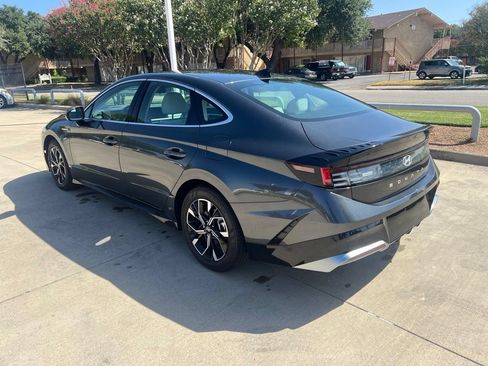 Used 2025 Hyundai Sonata SEL FWD image 11