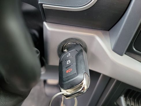 Used 2023 Ford F150 XLT image 22