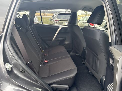Used 2014 Toyota RAV4 LE image 14