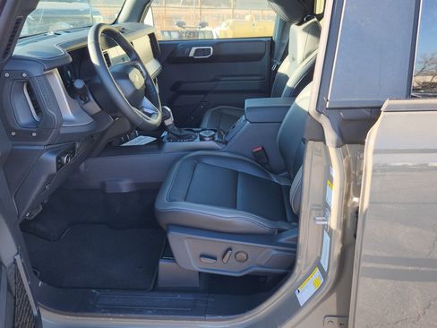 New 2025 Ford Bronco Outer Banks image 23