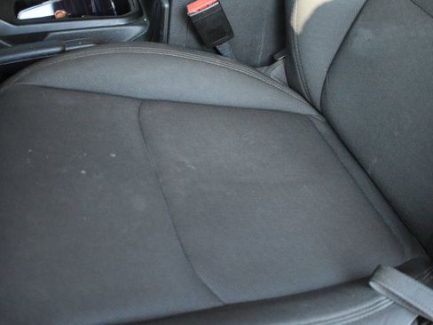 Used 2022 Jeep Gladiator Willys image 12