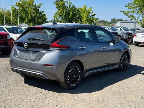 Used 2024 Nissan Leaf SV Plus FWD image 4