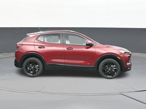 Used 2025 Buick Encore GX Sport Touring w/ Comfort Package AWD/4WD image 17