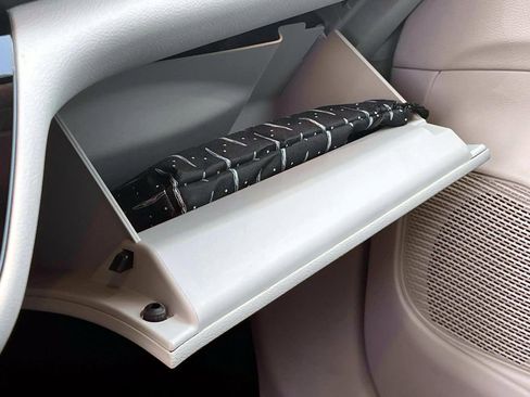 Certified 2023 Chrysler Pacifica Touring-L FWD image 31