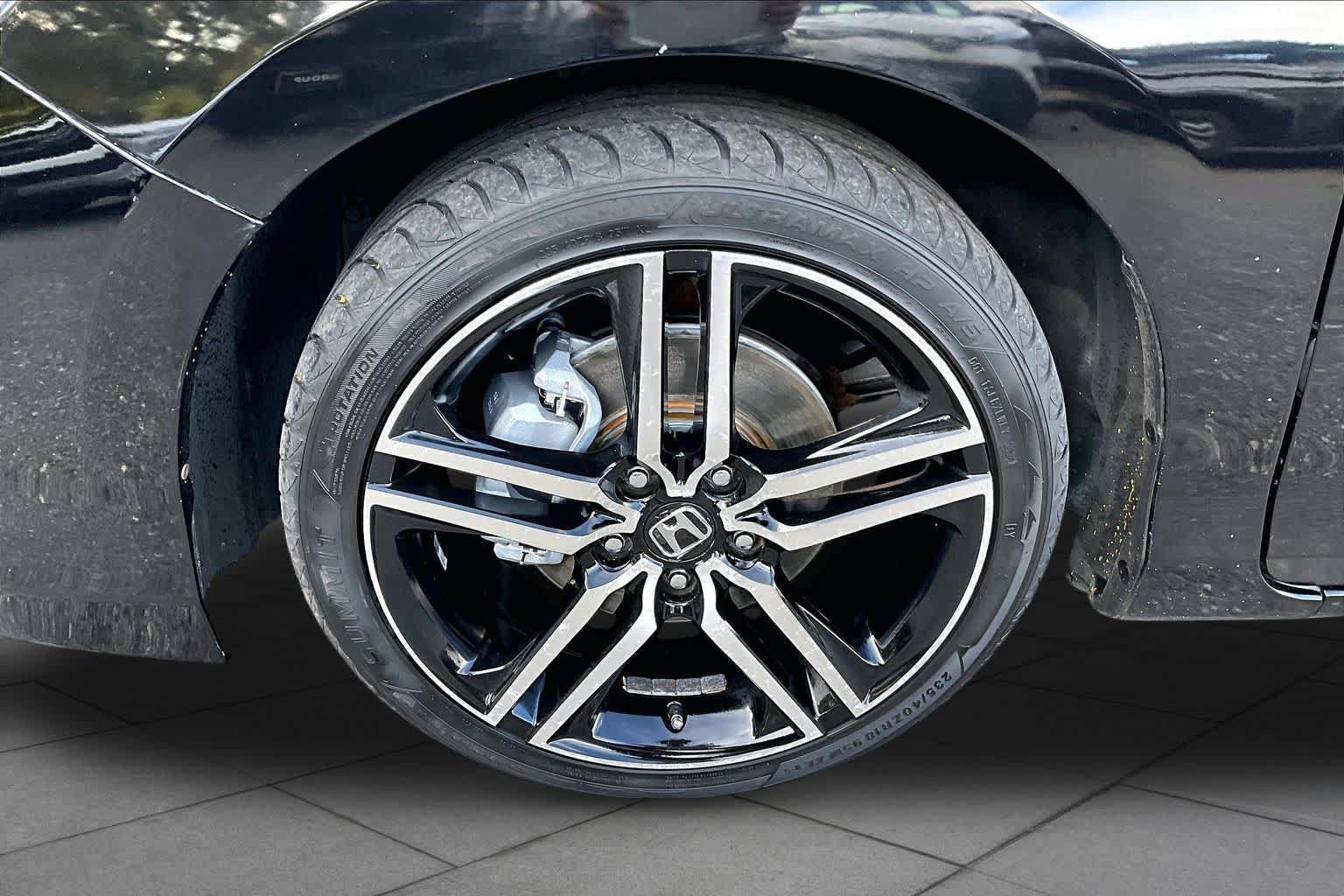 Used 2016 Honda Accord EX image 11