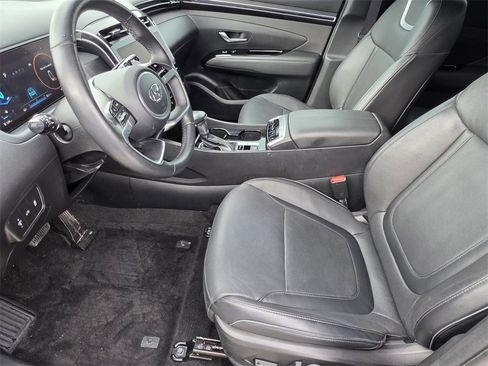 Used 2022 Hyundai Santa Cruz Limited image 8