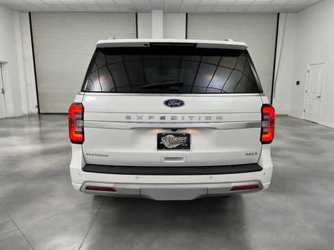Used 2023 Ford Expedition Max Platinum image 6