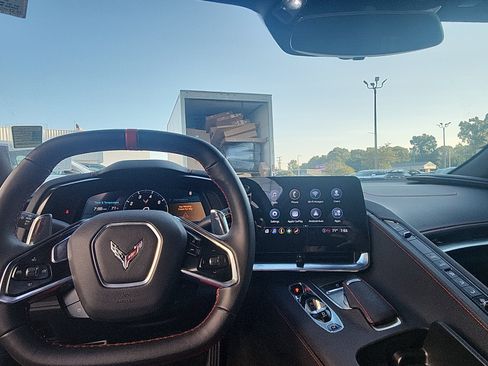 Used 2023 Chevrolet Corvette Stingray Coupe w/ Z51 Performance Package RWD image 17