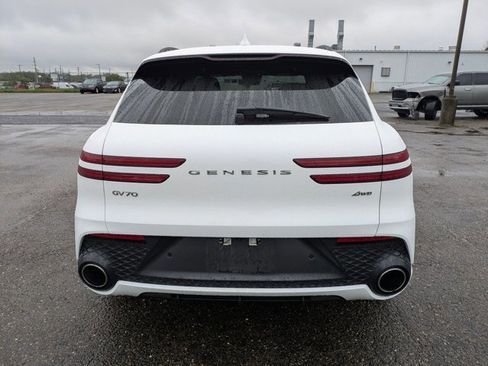 Used 2022 Genesis GV70 2.5T w/ Sport Prestige Package AWD/4WD image 6