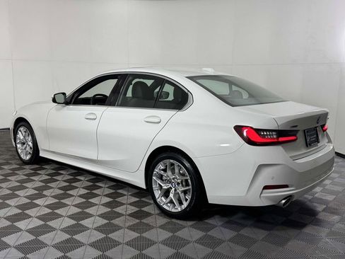 Used 2025 BMW 330i xDrive Sedan w/ Convenience Package AWD/4WD image 8