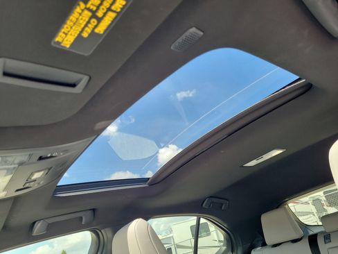 Used 2020 Lexus UX 200 w/ Premium Package FWD image 26