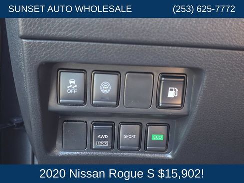Used 2020 Nissan Rogue S AWD/4WD image 29