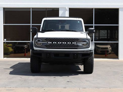 Used 2021 Ford Bronco Badlands AWD/4WD image 5