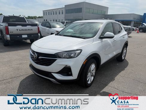 Used 2023 Buick Encore GX Preferred w/ Cold Weather Comfort Package FWD image 1