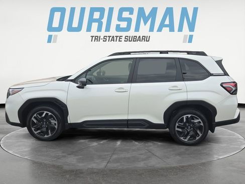 Certified 2025 Subaru Forester Limited AWD/4WD image 3