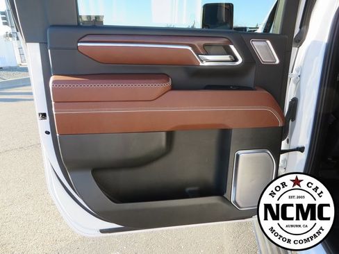 Used 2024 GMC Sierra 3500 Denali Ultimate image 53