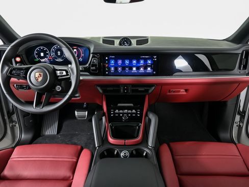 New 2026 Porsche Cayenne S image 19