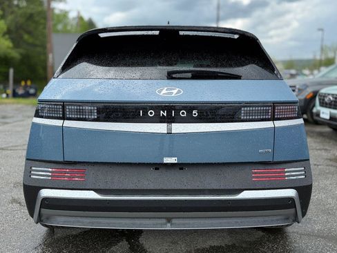 New 2026 Hyundai Ioniq 5 SEL image 4