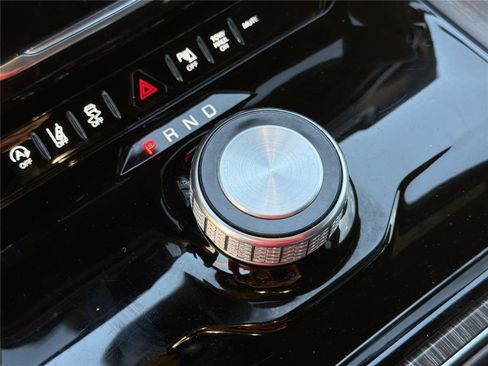 Used 2024 Jeep Wagoneer L Series II w/ Flexible Seating Group image 32