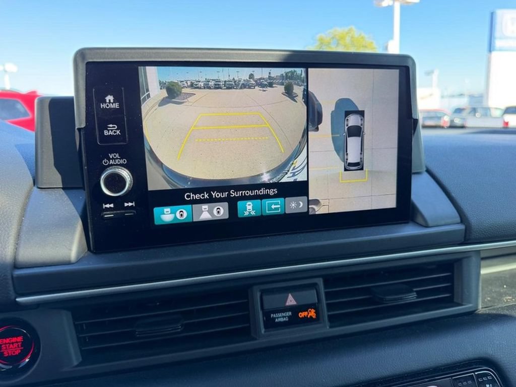 Used 2025 Honda Pilot Elite image 26