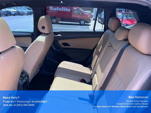 Used 2023 Volkswagen Tiguan SE AWD/4WD image 16