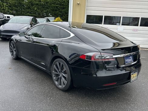 Used 2019 Tesla Model S 100D AWD/4WD image 4