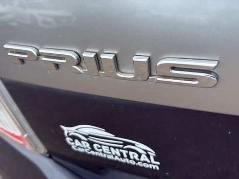 Used 2015 Toyota Prius Prime Plug-In Hybrid FWD image 24