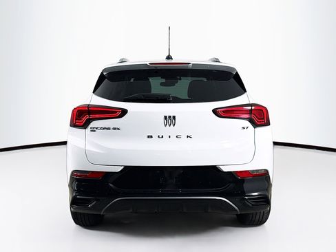 Used 2024 Buick Encore GX Sport Touring image 29