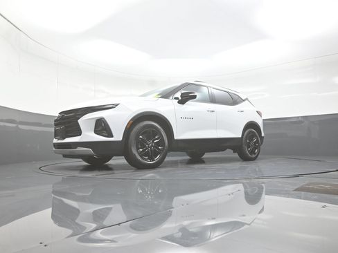 Used 2021 Chevrolet Blazer LT AWD/4WD image 11