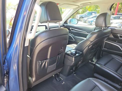 Used 2025 Kia Telluride S FWD image 14