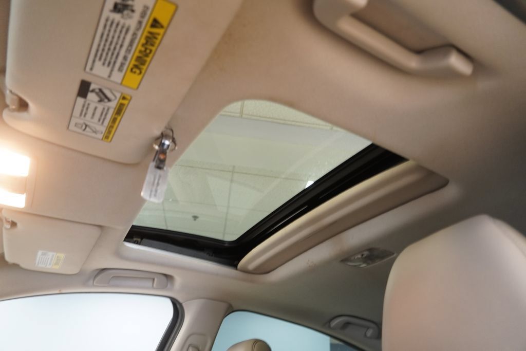 Used 2016 Honda HR-V EX-L image 4