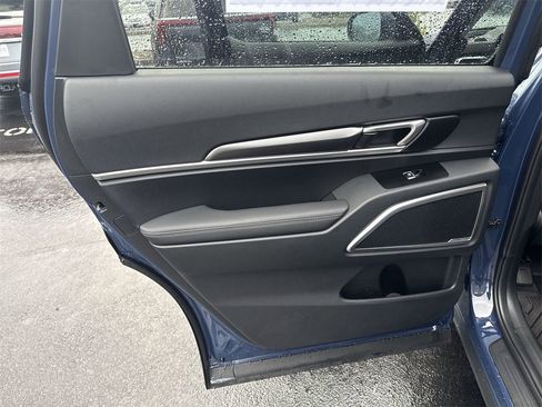 New 2025 Kia Telluride S image 26