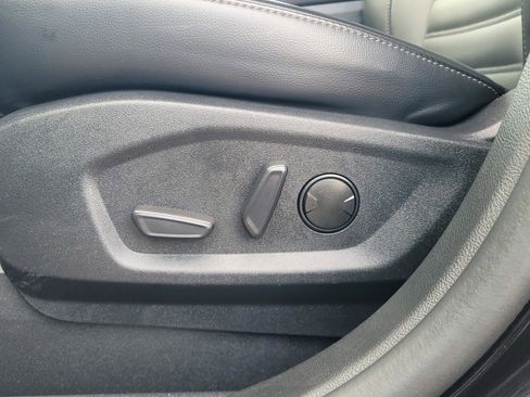 Used 2024 Ford Edge SEL image 17